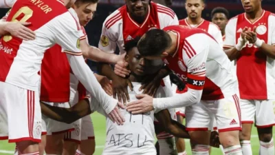Ajax Tundukkan Sparta Rotterdam 4-0, Debut Gemilang Oscar Garcia dan Penampilan Memukau Maarten Paes