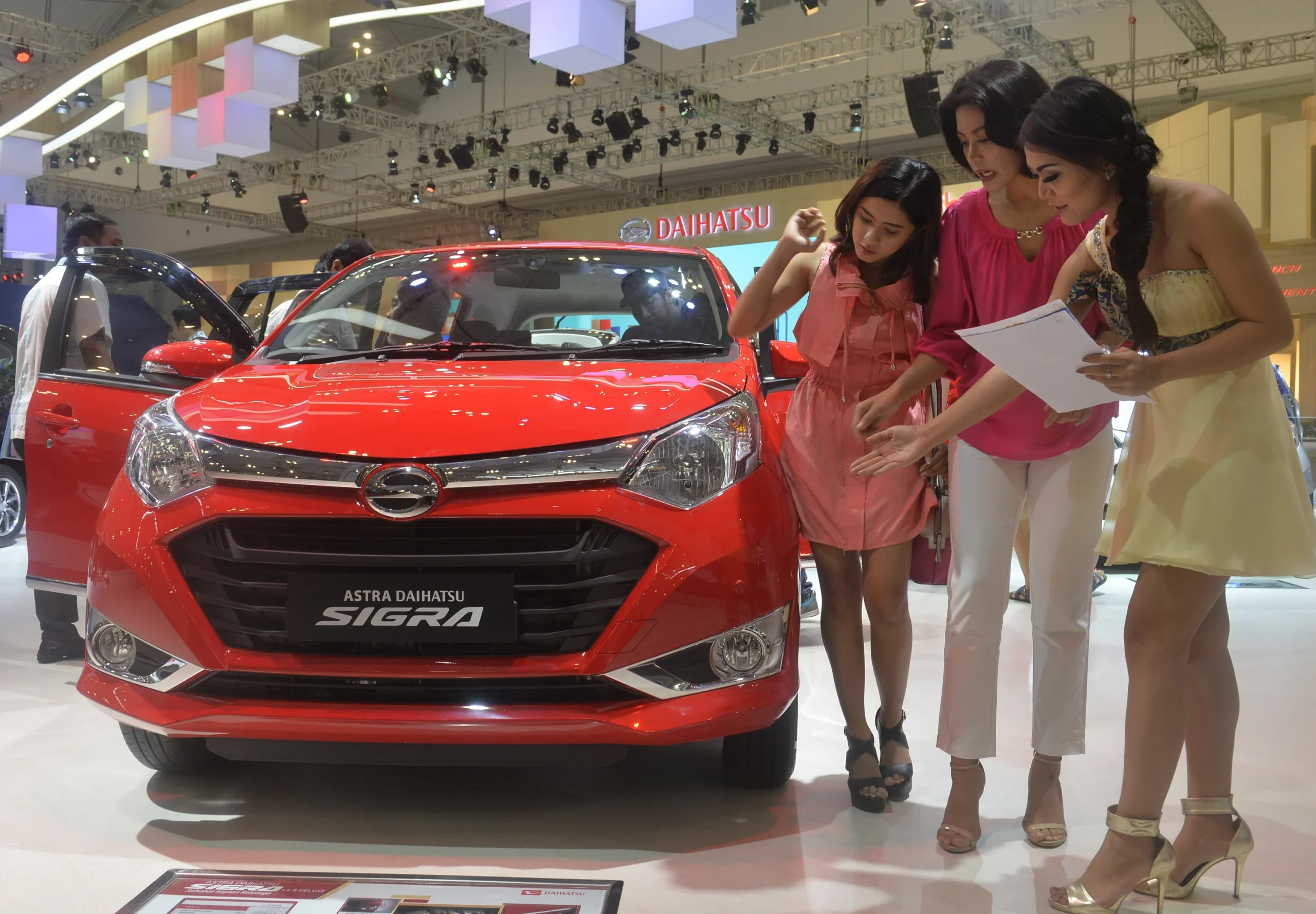 Daihatsu Sigra Pertahankan Dominasi: Mobil Murah Terlaris Februari 2026 dengan Penjualan Rekor