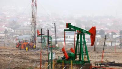 Harga Minyak Dunia Merosot Tajam Usai Trump Sinyal Akhiri Perang Iran, Pasar Energi dan Saham Menguat