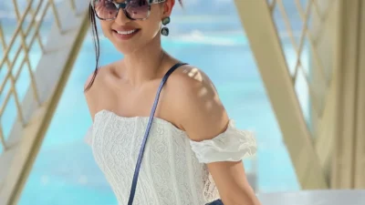 Krystle D'Souza Rayakan Ultah Anjing di Lonavala, 9 Momen Liburan yang Menggembirakan