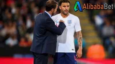 Kyle Walker Akhiri Karier Internasional: Dari Pensiun Hingga Cerita Dinner Pep yang Gagalkan Transfer Besar