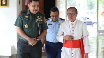 Menhan Tekankan Kepentingan Nasional dalam Pengiriman Pasukan ke ISF, Sementara RI Tangguhkan Pembahasan BOP dan Prioritaskan Evakuasi WNI