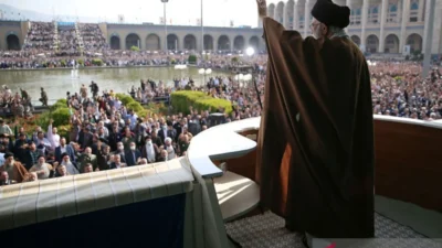 Mojtaba Khamenei Terpilih Jadi Pemimpin Tertinggi Iran: Selamat, Luka, dan Sambutan Dunia