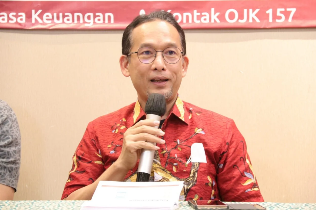 OJK Wanti-Wanti Dampak Konflik Timur Tengah ke Bank, Likuiditas Valas Jadi Sorotan