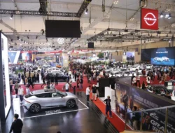 Pasar Mobil Baru Meredup: Daya Beli Konsumen Menjadi Penghalang, Apa Strategi Saham Otomotif di 2026?