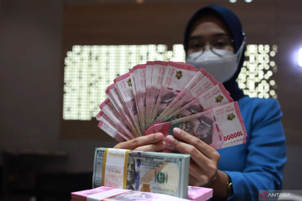 Rupiah Menembus Rp17.000, Tekanan Geopolitik AS‑Israel‑Iran Goyang Pasar