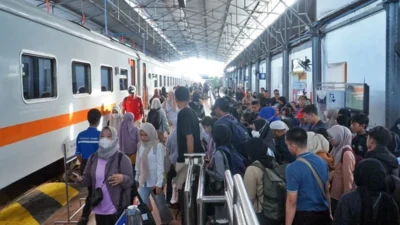 Stasiun Semarang Tawang Ramai, 137 Ribu Penumpang Pilih Mudik Awal di Daop 4