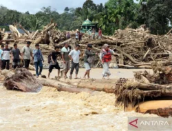 Tragedi Mudik: Pasutri Terdampar Gorong‑gorong dan Terseret Arus Banjir hingga 30 km di Cianjur