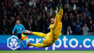 Alisson Becker: Dari Penyelamatan Gemilang Hingga Absen di Leg Kedua PSG, Dampak Besar bagi Liverpool