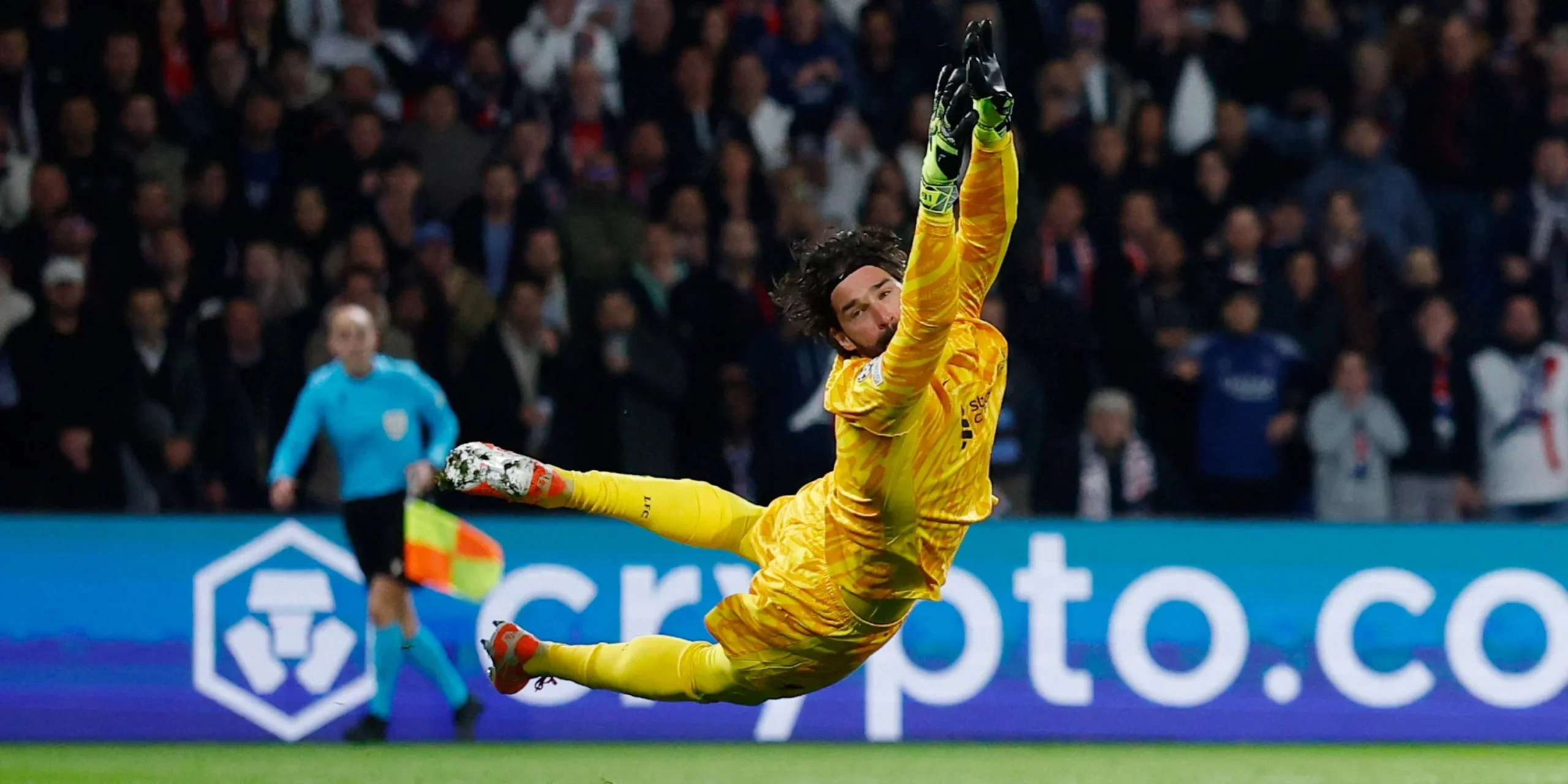 Alisson Becker: Dari Penyelamatan Gemilang Hingga Absen di Leg Kedua PSG, Dampak Besar bagi Liverpool