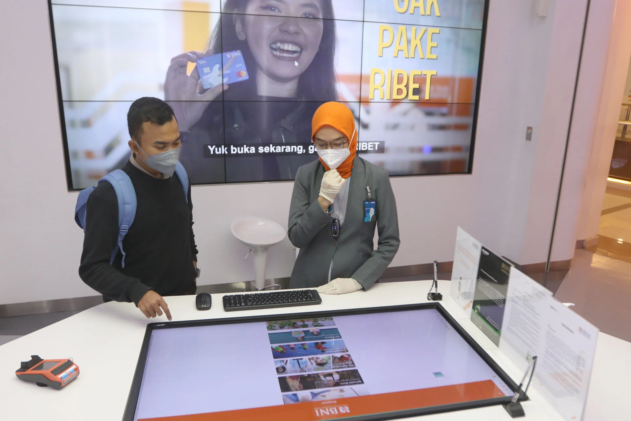 Analis Pasang Target Tinggi di Tengah Laba MIDI Melejit 39,5%