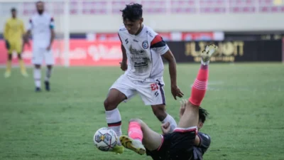 Arema FC Menang Tipis 0-1 atas Persita Tangerang, Gustavo Franca Jadi Pahlawan di Banten International Stadium