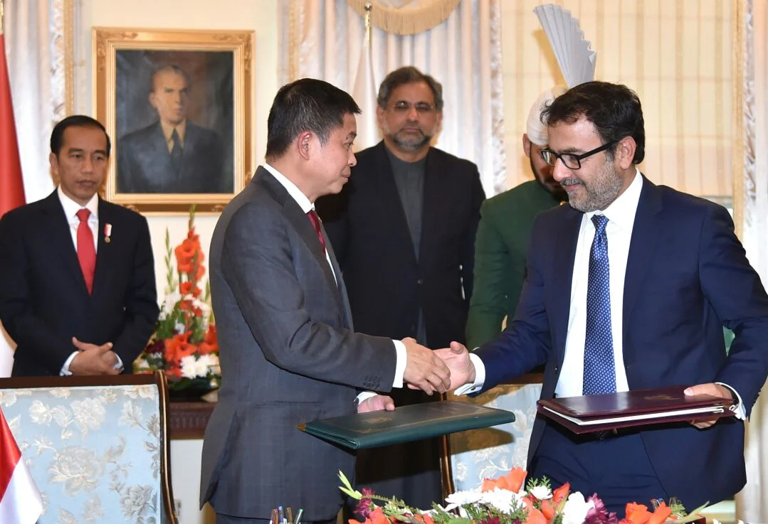 Azerbaijan Gencarkan LNG ke Pakistan, Resettle 92 Keluarga, dan Tegakkan Hukuman AI: Langkah Besar 2026