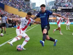 Barcelona Siapkan Langkah Strategis Usai Bastoni Dijadikan Biang Kegagalan Italia di Kualifikasi Piala Dunia 2026