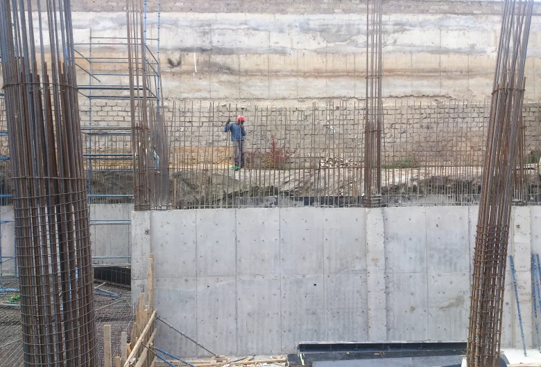 BFIN Breakout dari 730, Pullback Uji Kekuatan di 820