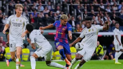 Bintang Barcelona dan Real Madrid Bersatu: Lamine Yamal dan Vinicius Gempur Rasisme di Spanyol