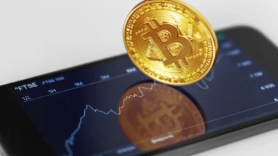 Bitcoin Tertahan di USD 67.000, Arah Pasar Masih Menggantung