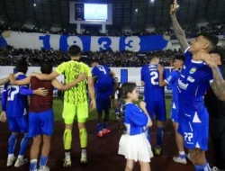 Bobotoh Siap Hattrick Juara? Skenario Kunci Persib Bandung Mengunci Gelar di Kandang Persija