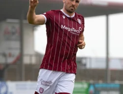 Braga dan Shankland Goyang Tynecastle: Drama Penalty, Gol Overhead, dan Poin Emas Hearts