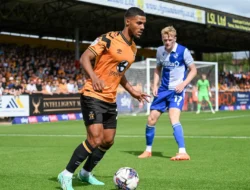Cambridge United Rekrut Jack Walton dalam Pinjaman Darurat, Siap Tantang Bromley di Puncak Liga Dua