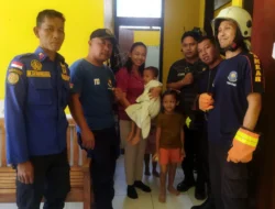 Damkar Evakuasi Balita: Penyelamatan 1,5 Jam di Kamar Mandi Lombok Tengah