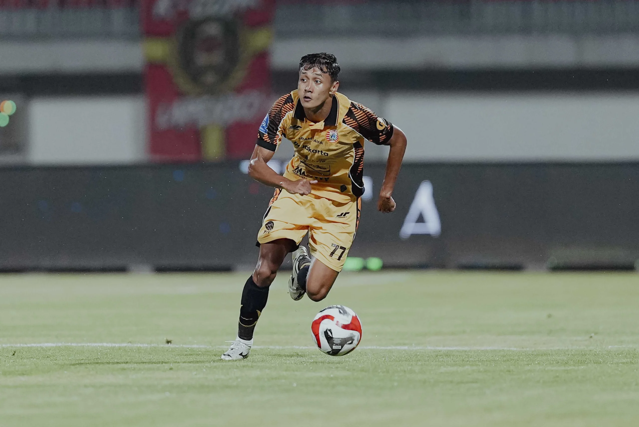 Dony Tri Pamungkas Tanggapi Rumor Legia Warszawa: Fokus pada Persija, Namun Pintu Eropa Masih Terbuka