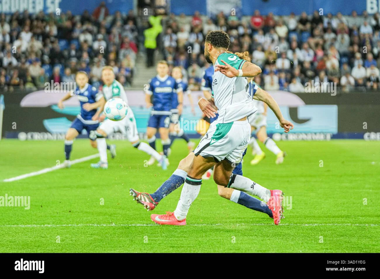 Drama di BBBank Wildpark: Karlsruher SC vs Hannover 96 Siap Pecah Rekor dalam Duel Menegangkan