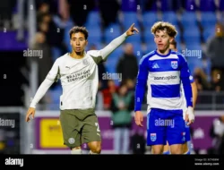 Drama di Stadion: PSV vs Zwolle Siapkan Pertarungan Sengit di Eredivisie