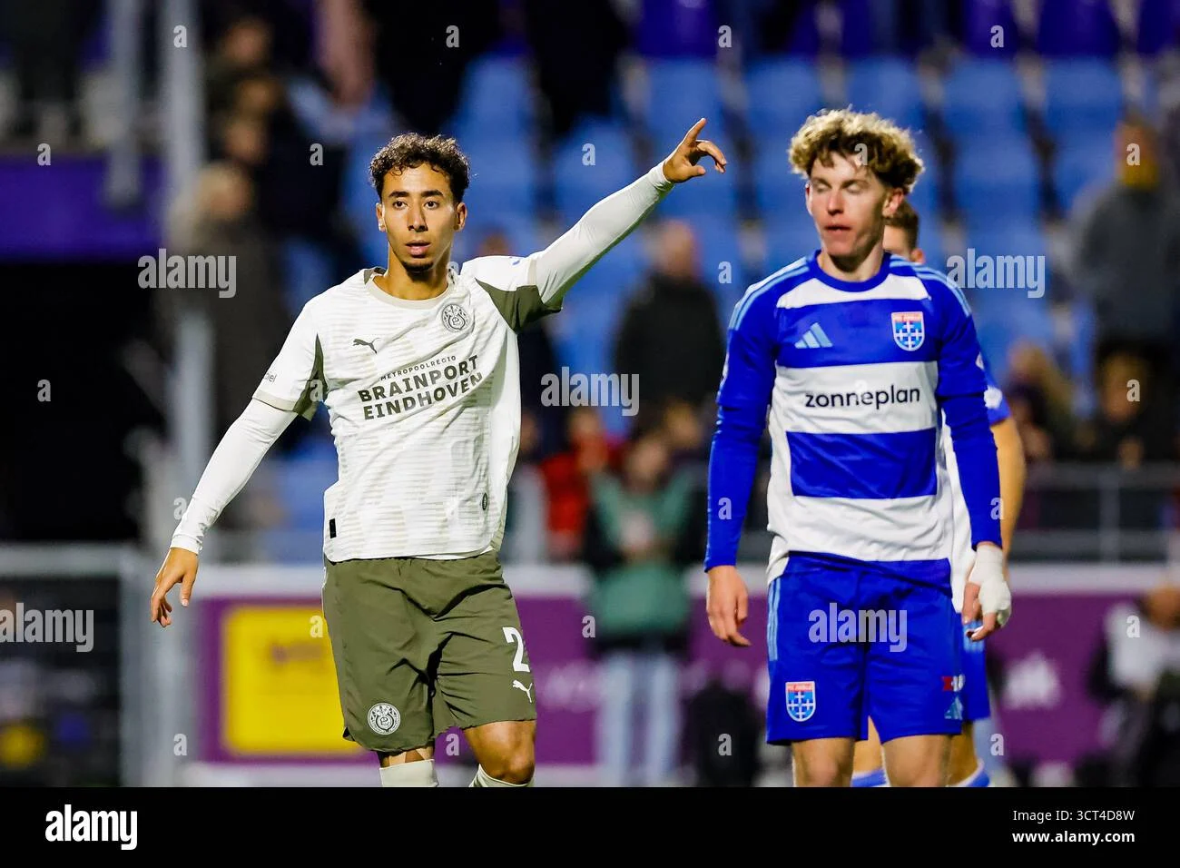 Drama di Stadion: PSV vs Zwolle Siapkan Pertarungan Sengit di Eredivisie