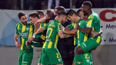 Drama Guimarães vs Tondela: Pertarungan di Lapangan, Skandal Taruhan, dan Dampaknya pada Liga Portugal