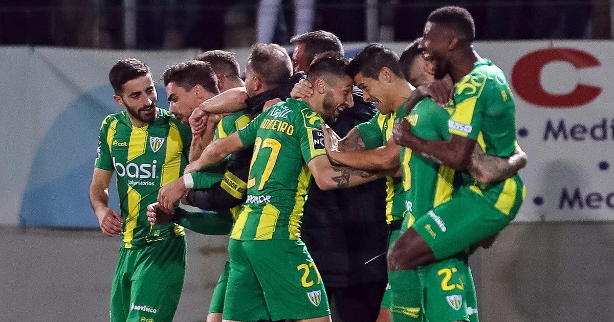 Drama Guimarães vs Tondela: Pertarungan di Lapangan, Skandal Taruhan, dan Dampaknya pada Liga Portugal