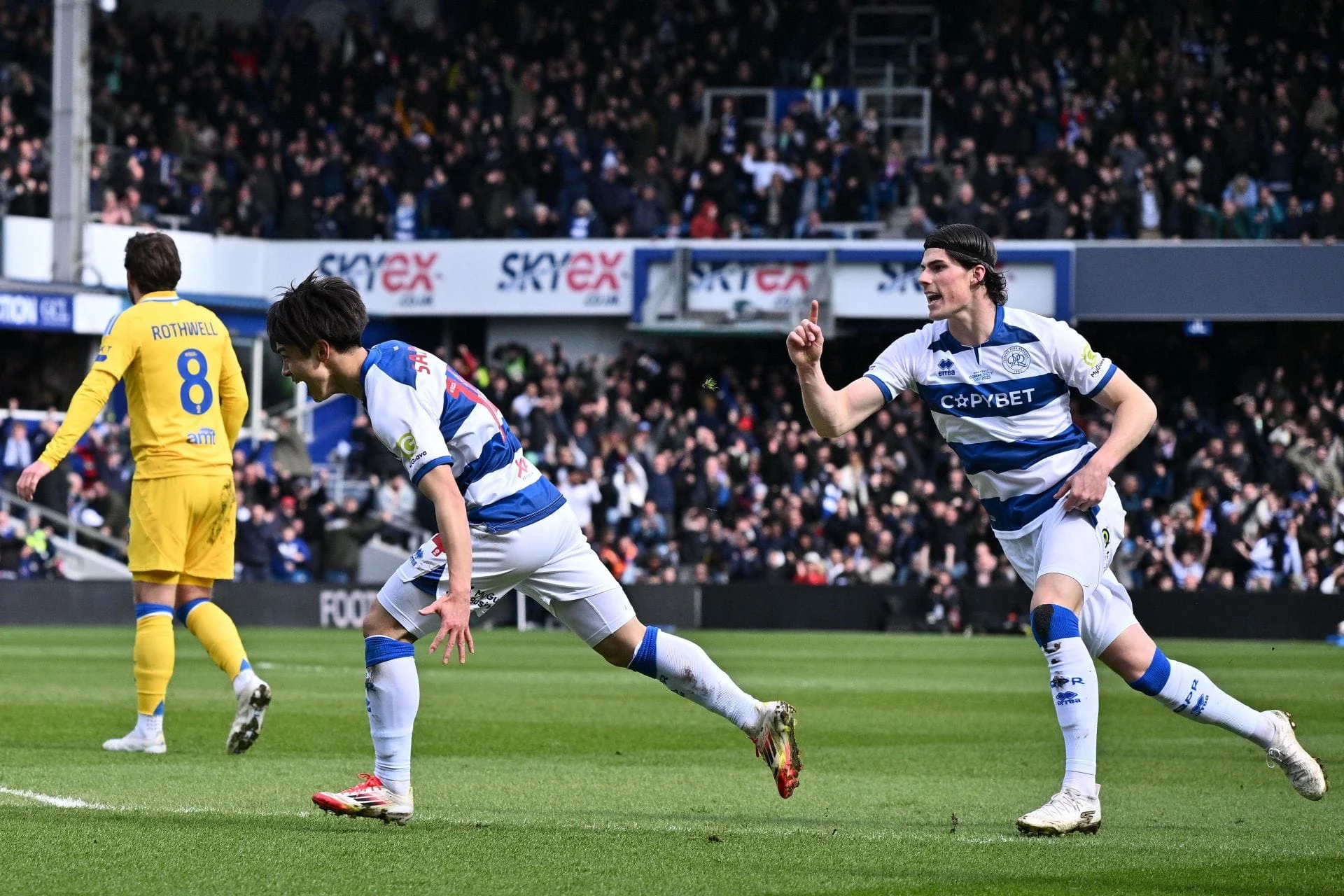 Drama Persaingan Menengah: QPR vs Bristol City Siap Guncang Papan Klasemen Championship