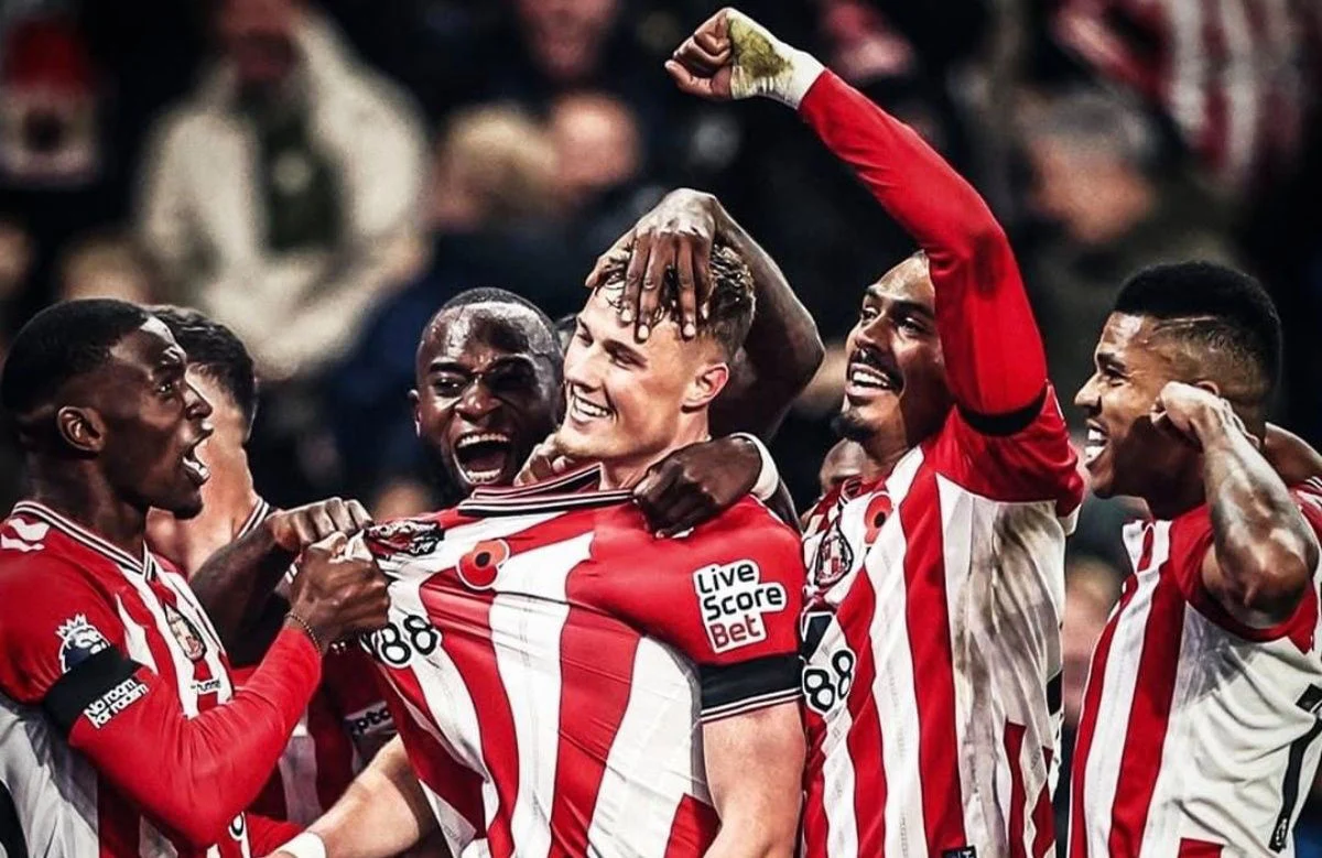 Empat Bek Sunderland Cetak Gol, Sejarah Gemilang, dan Tantangan Musim 2025/2026 yang Mengguncang