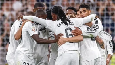 Endrick Gemilang, Lyon Menang 2-0 atas Lorient: Kontroversi Pelatih dan Dukungan Fans Mengguncang Ligue 1