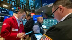 Futures Dow Anjlok 400 Poin, Ketegangan AS-Iran Memanas