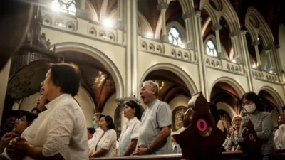 Gegana Polda Metro Sterilisasi Gereja, 4.500 Polisi Siaga Pastikan Paskah 2026 Aman dan Tertib