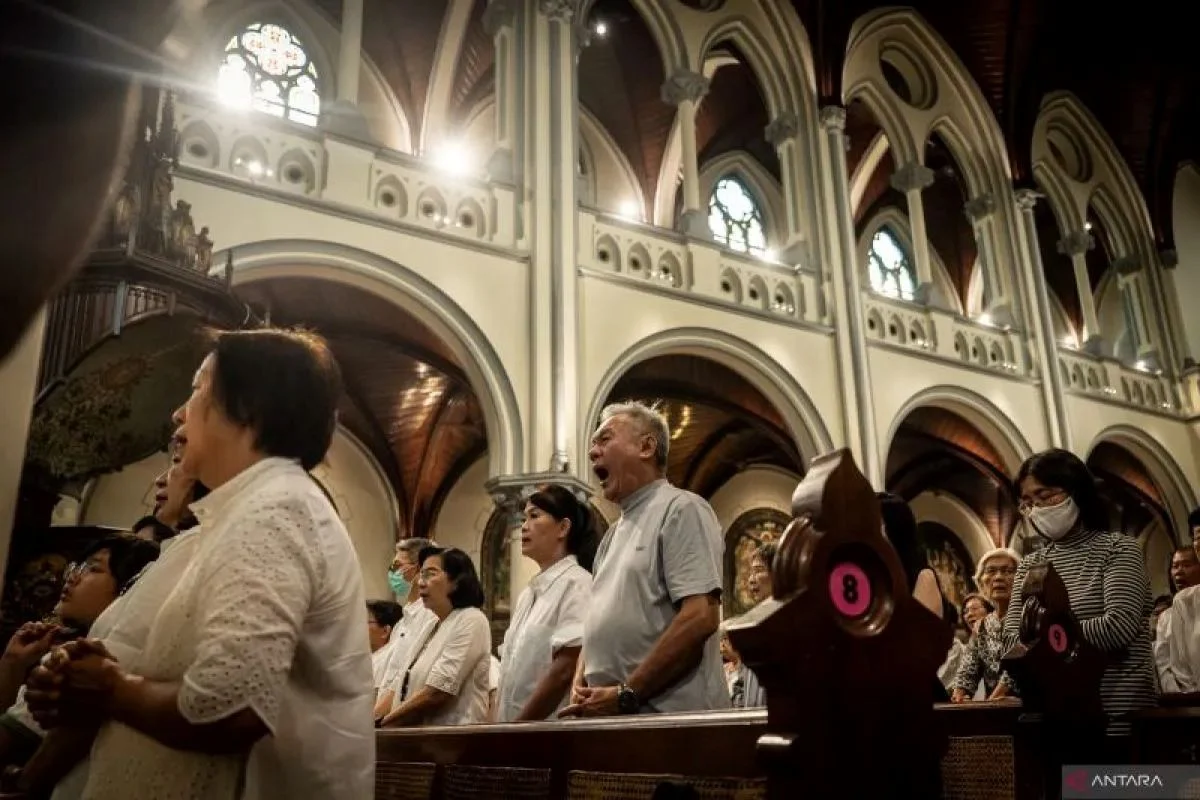 Gegana Polda Metro Sterilisasi Gereja, 4.500 Polisi Siaga Pastikan Paskah 2026 Aman dan Tertib