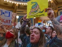 Gelombang Keberanian Transgender: Dari Iowa Hingga Washington, Perjuangan yang Menginspirasi