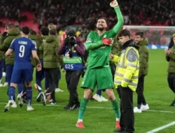 Giorgi Mamardashvili Gagal Memikat Liverpool, PSG Lolos ke Semi Final Champions League