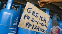 Harga Elpiji 12 Kg Naik Tajam, Bahlil Serukan Kontribusi dan Konsumen Gigit Tabung 3 Kg