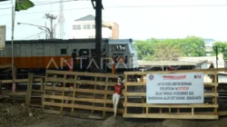 Insiden Bekasi, EV Mogok di Perlintasan: Human Error atau Teknis?
