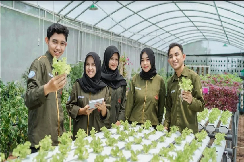 IPB Ganda Langkah: Miliaran Benih, Marathon Hijau, dan Seleksi SNBT Tanpa Batas