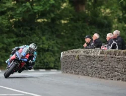 Isle of Man TT 2026: Motorhome Baru, John McGuinness Siapkan Warisan, dan Ducati Michael Dunlop Tertinggal