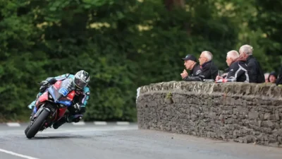 Isle of Man TT 2026: Motorhome Baru, John McGuinness Siapkan Warisan, dan Ducati Michael Dunlop Tertinggal