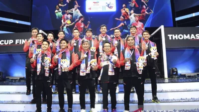 Kekompakan Tim Indonesia Buktikan Dominasi 5-0 Atas Aljazair di Piala Thomas-Uber 2026!
