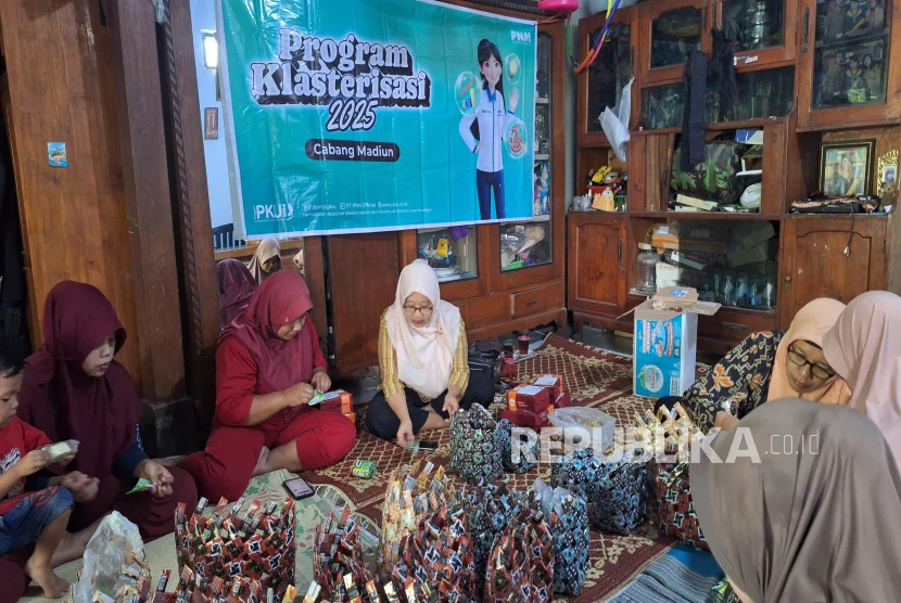 Kisah Onih, Ubah Limbah Jadi Cuan Lewat PNM dan BRILink