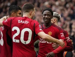 Kobbie Mainoo dan Elliot Anderson Siap Jadi Tulang Punggung Baru Manchester United
