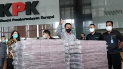 KPK Dorong Batas Tunai, Golkar Dukung, dan Ahli Kritisi: Politik Uang Masih Jadi Tantangan Besar