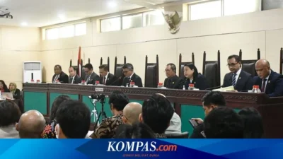 KPPU Denda 97 Startup Pinjol Rp755 Miliar, AdaKami Terbesar: Apa Dampaknya?