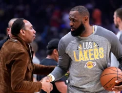 LeBron James Bikin Geger di Playoff Lakers vs Rockets, Pujian Stephen A. Smith, dan Isu Pensiun Bulan Ini
